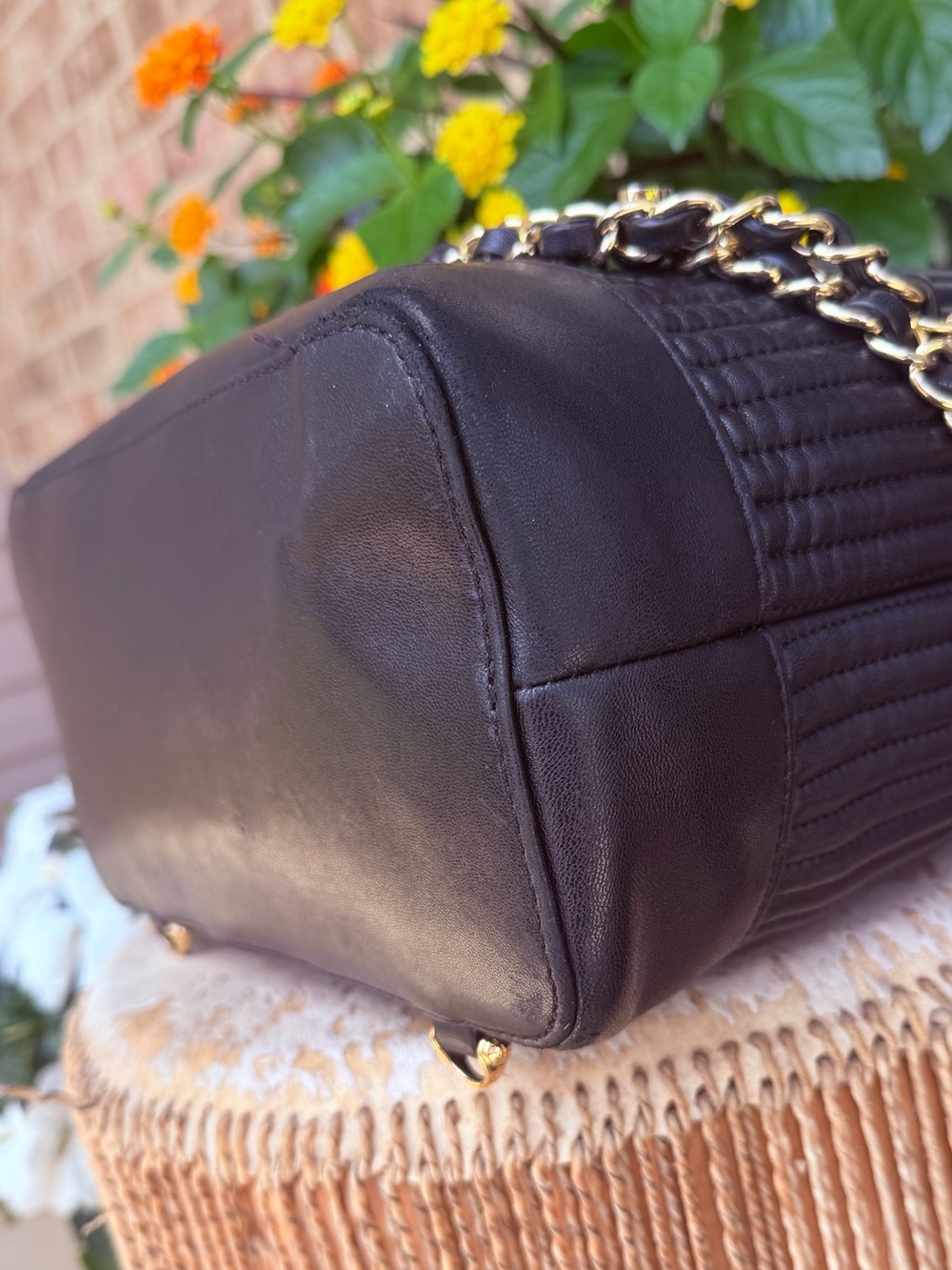 Henri BENDEL No. 7 Quilted Lambskin Leather Convertible Messenger Backpack Bag - Picture 11 of 16